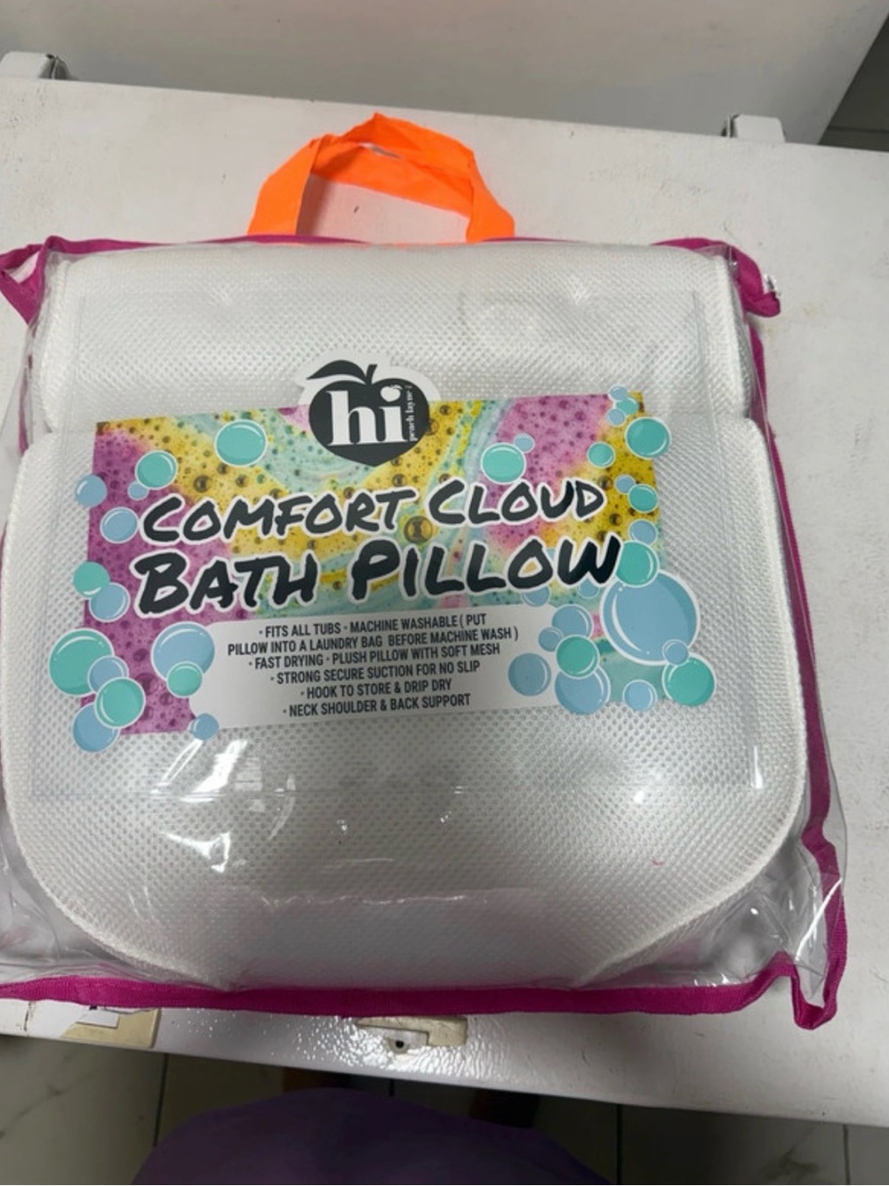 hi Comfort Cloud Bath Pillow - White
